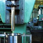 Maschinenbau CNC-Drehen CNC-Fräsen Bohren CNC-Schleifen